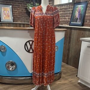 Boho boutique maxi dress, NWT